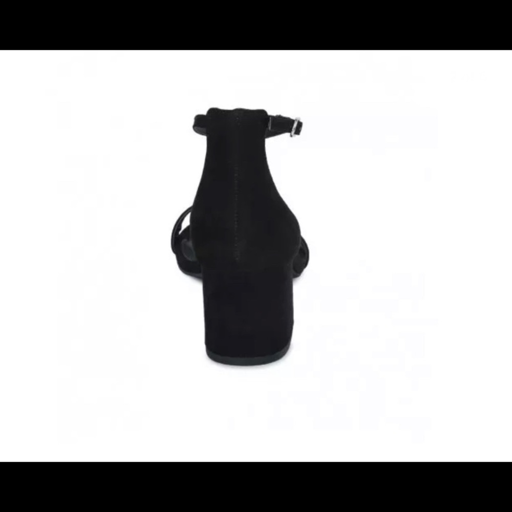 Brash heels from Payless - Picture 3 of 6